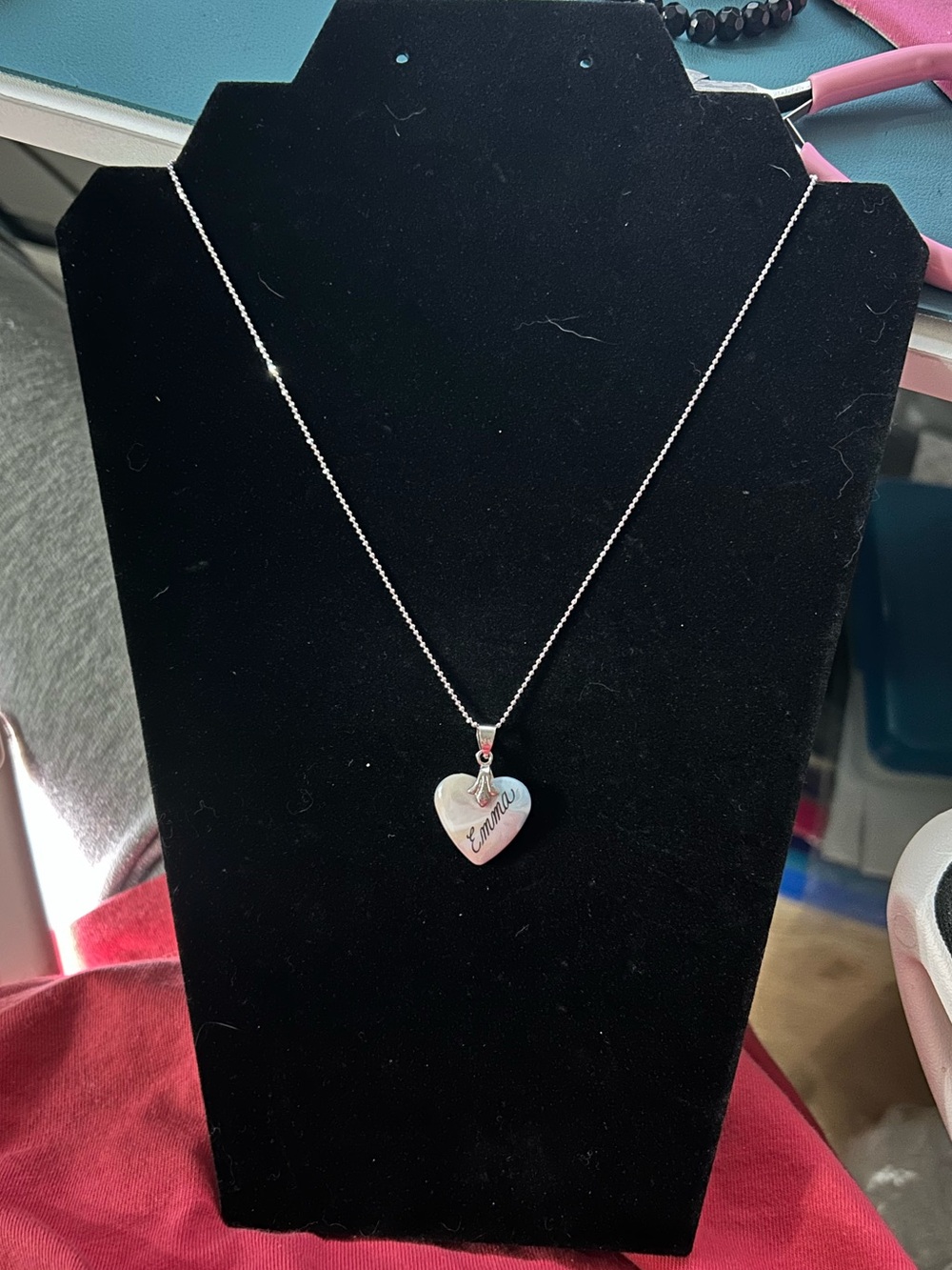 Emma Heart Pendant Necklace Personalized Name Necklace Mother of Pearl Style